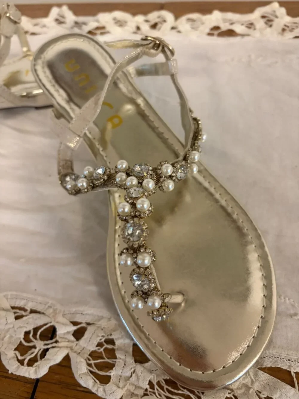 Unisa Women's Size 7.5 Sling Back Beaded Sandal. Gold with Crystal and Pearl.